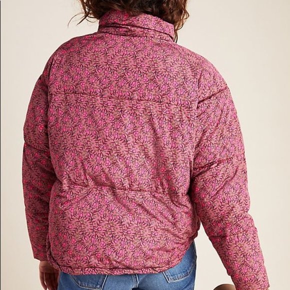 Lillie Puffer Jacket by Numph - Picture 6 of 12